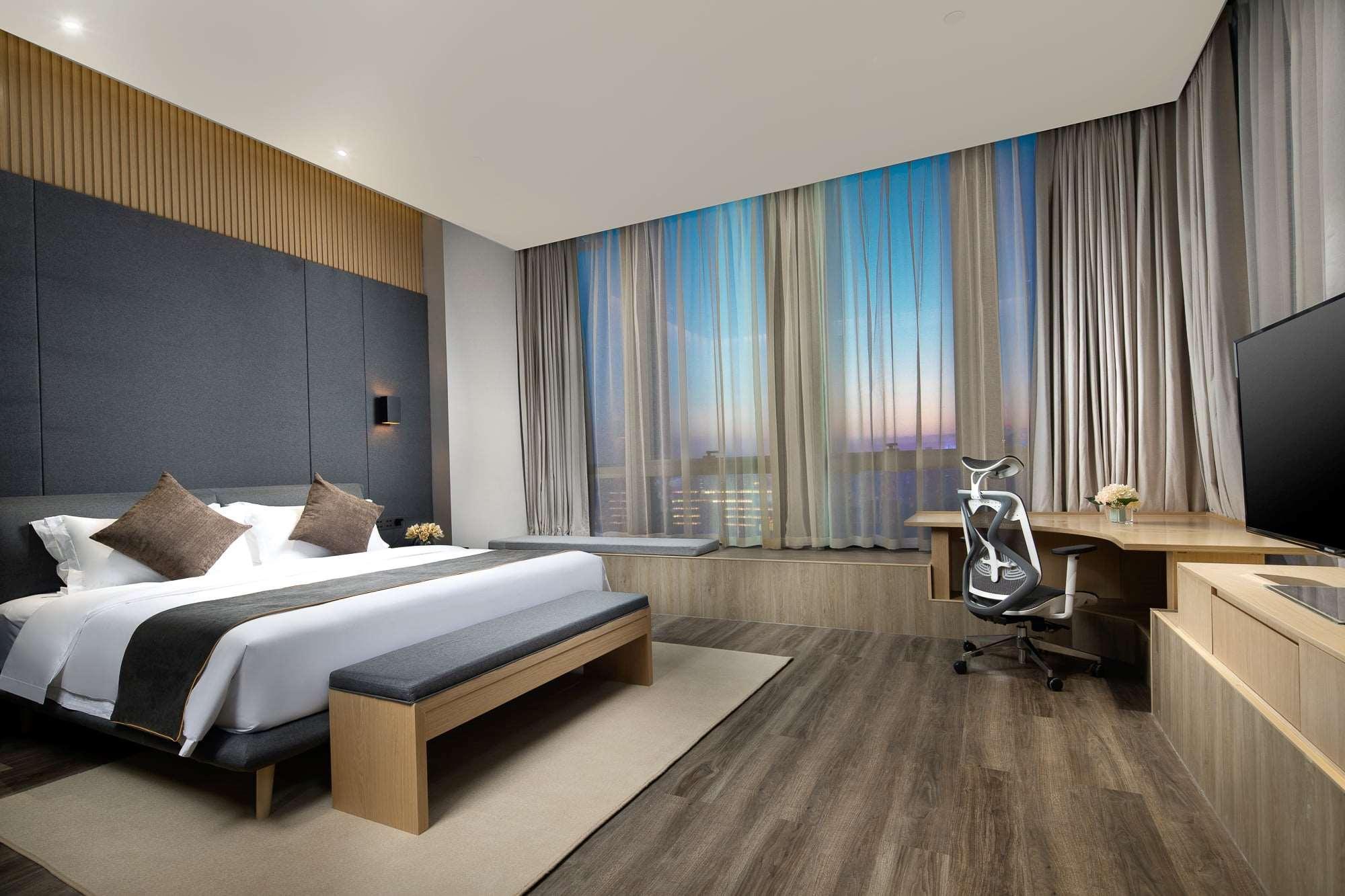 Отель Wyndham Garden Guiyang Гуйян Экстерьер фото