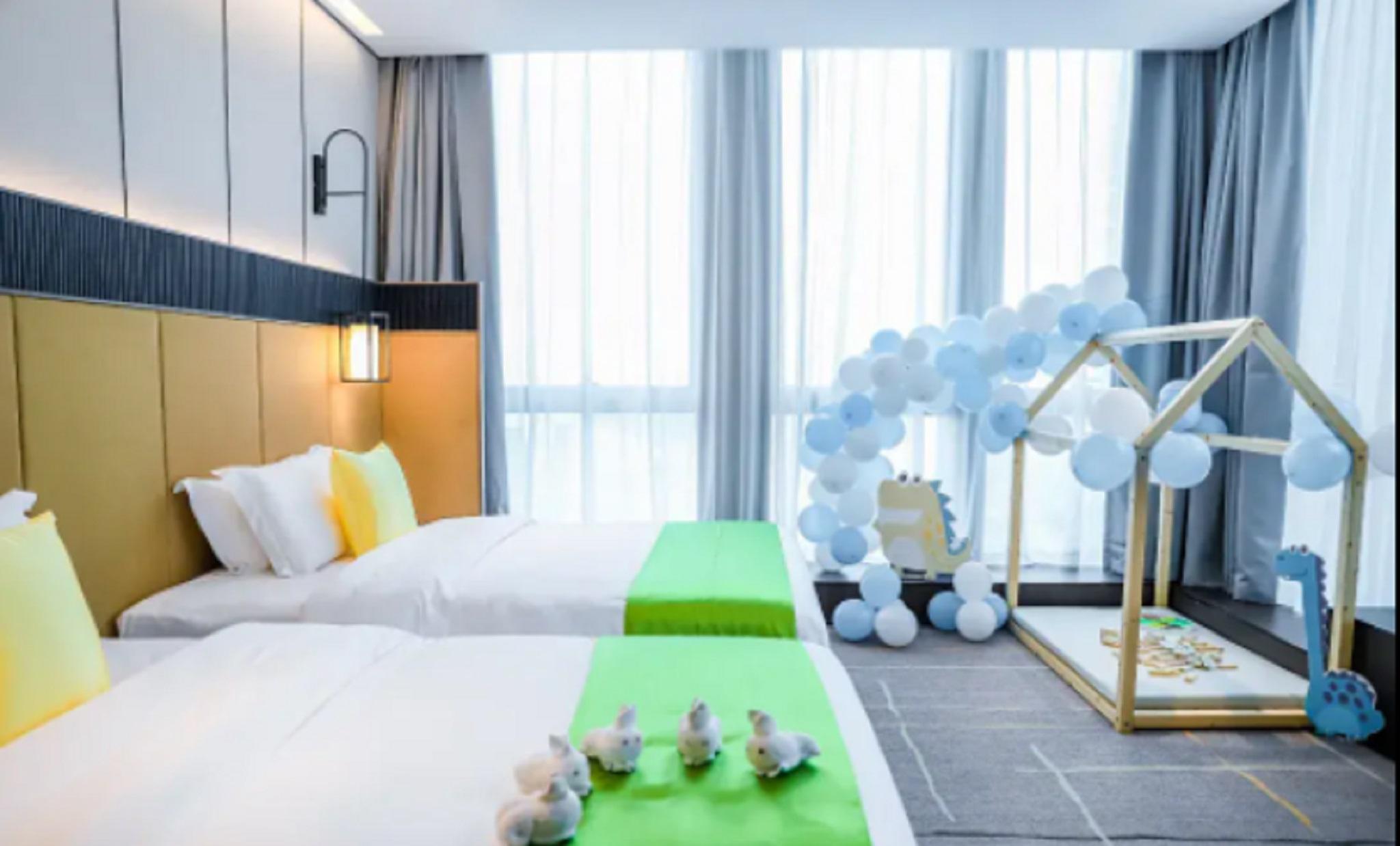 Отель Wyndham Garden Guiyang Гуйян Экстерьер фото